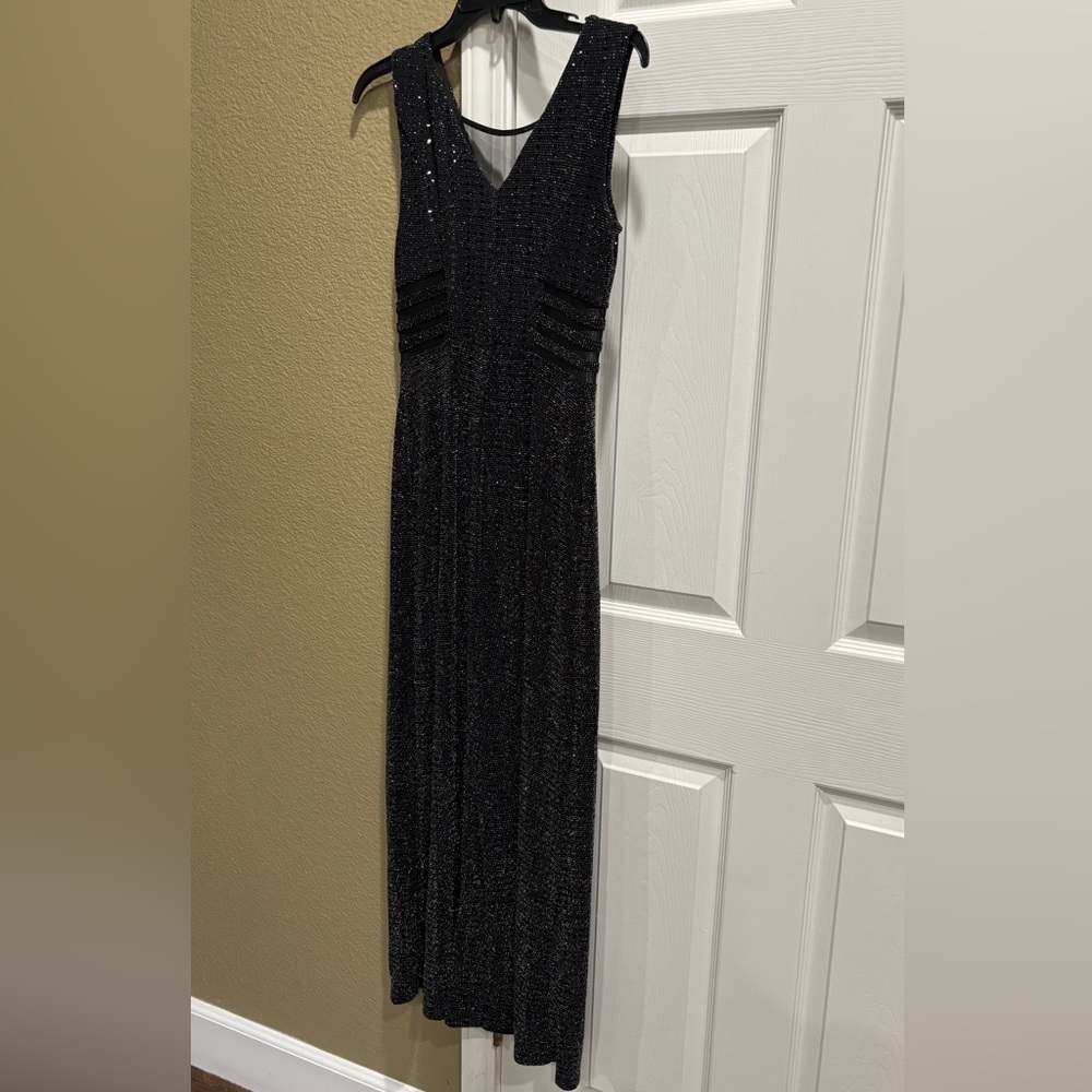 Alexa B Elegant Black Evening Dress size 4 - Picture 7 of 7